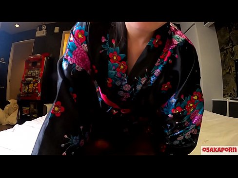 ❤️ Jong cosplay-meisie hou van seks tot orgasme met 'n spuit in 'n perdevrou en 'n blowjob. Asiatiese meisie met harige poes en pragtige tiete in tradisionele Japannese kostuum in amateurvideo wat masturbasie met fokspeelgoed wys. Sakura 3 OSAKAPORN. ❤️ Superseks op af.sexindrag.ru ️❤